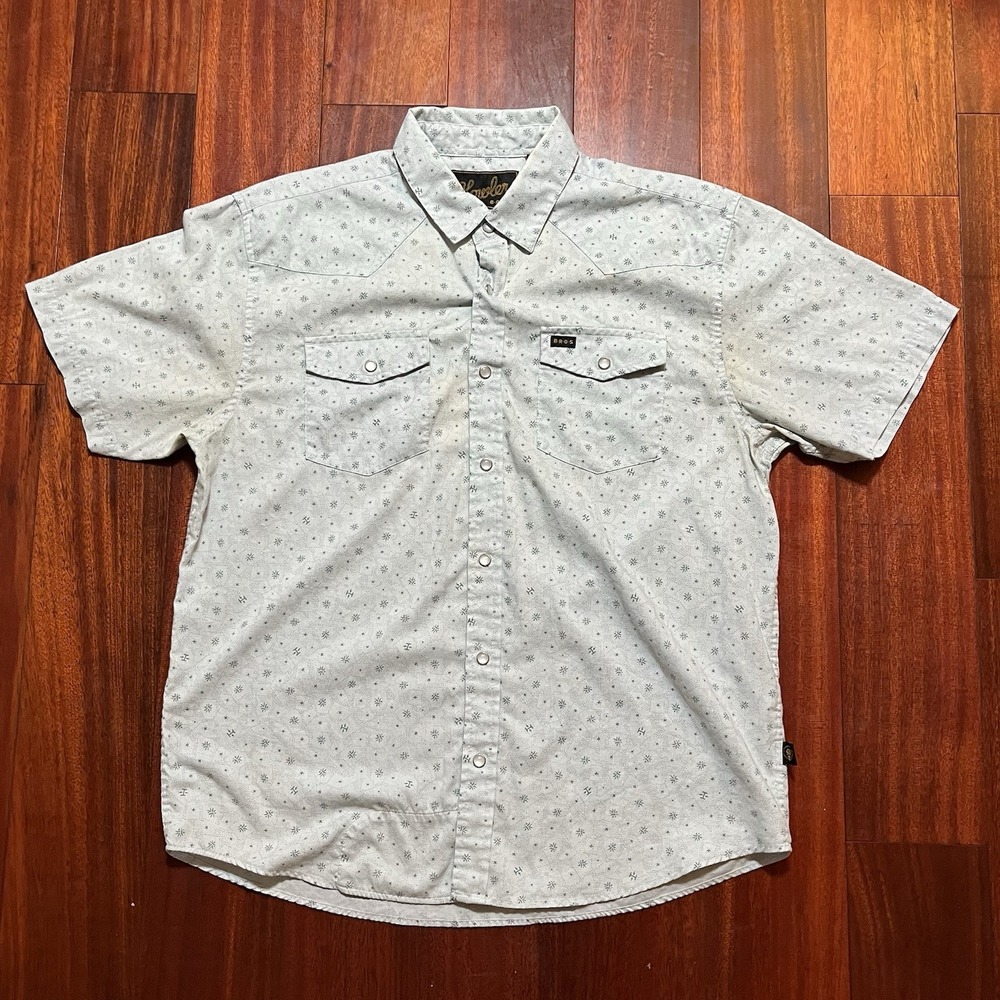HOWLER BROTHERS Shirt Men Medium White Pearl Snap Western Short Sleeve AOP READ